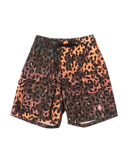 Marcelo Burlon: Зелёные шорты 