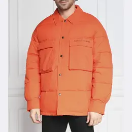 Calvin Klein: Оранжевая куртка 