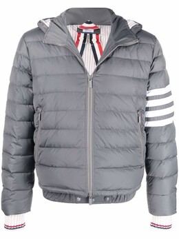 Thom Browne: Серый пуховик 
