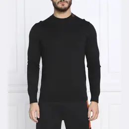 Calvin Klein: Чёрный свитер 