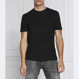 Armani Exchange: Обтягивающая футболка 