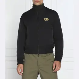 Emporio Armani: Чёрная куртка 