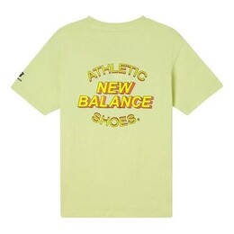 New Balance: Футболка с принтом 