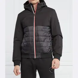 Tommy Hilfiger: Чёрная куртка 