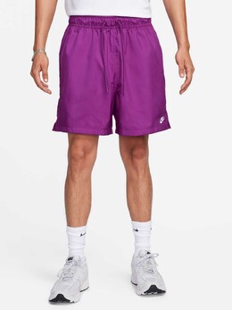 Nike: Короткие шорты  Club