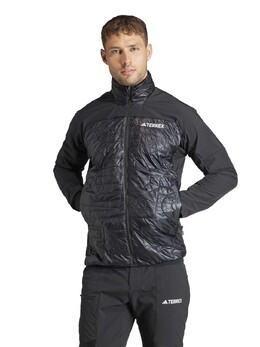 Adidas: Чёрная куртка  Terrex