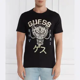 GUESS: Чёрная футболка 