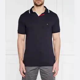 Tommy Hilfiger: Классическая рубашка 