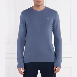 Tommy Hilfiger: Обтягивающий свитер 