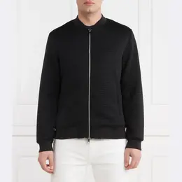 Armani Exchange: Чёрная куртка 