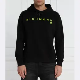 Richmond X: Чёрная толстовка 