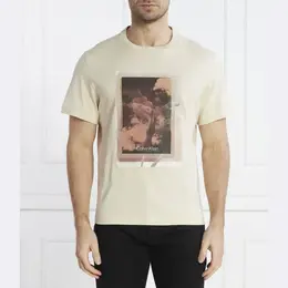 Calvin Klein: Бежевая футболка 