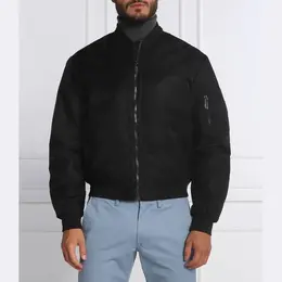 Calvin Klein: Чёрная куртка 