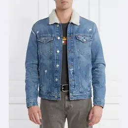 Tommy Hilfiger: Джинсовая куртка 