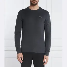 Calvin Klein: Обтягивающий свитер 