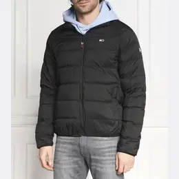 Tommy Hilfiger: Чёрный пуховик 