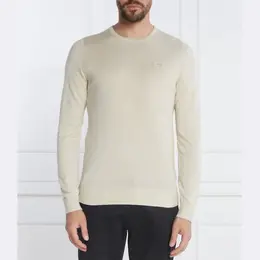 Calvin Klein: Обтягивающий свитер 