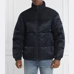 Tommy Hilfiger: Классическая куртка 