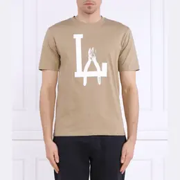 BOSS: Бежевая футболка 