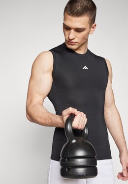 Adidas: Футболка без рукава 
