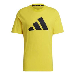 Adidas: Спортивная футболка 
