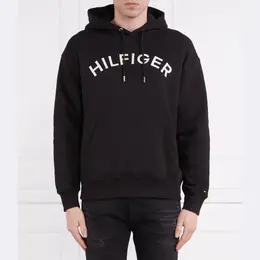 Tommy Hilfiger: Чёрная толстовка 