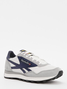 Reebok: Светлые кроссовки 