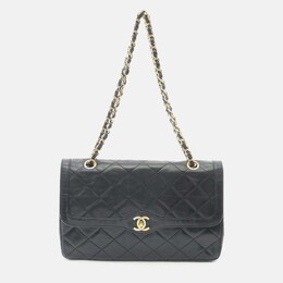 Chanel: Чёрная сумка 