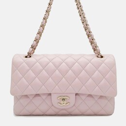 Chanel: Розовая сумка 