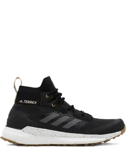 adidas: Чёрные кроссовки  Terrex Free Hiker Primeblue
