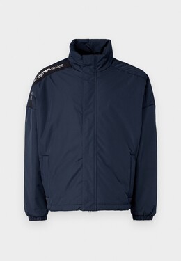 EA7 Emporio Armani: Летняя куртка 