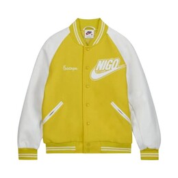 Nike: Жёлтая куртка  NRG