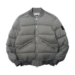 Stone Island: Зелёная куртка 
