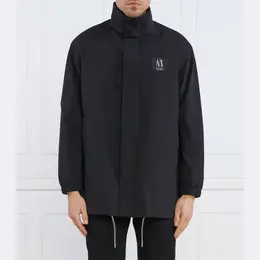 Armani Exchange: Чёрная куртка 