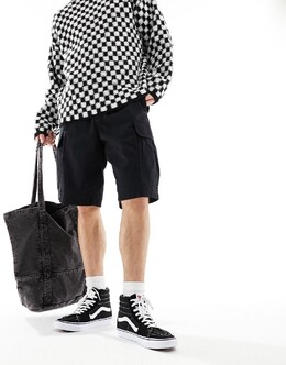 Vans: Чёрные шорты 