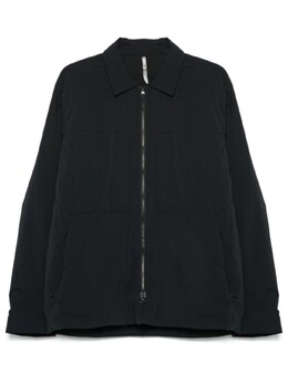 Arc'teryx: Чёрная куртка 