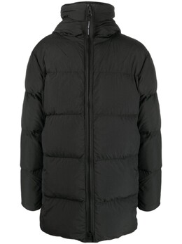 Canada Goose: Зимний пуховик 