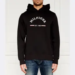 Tommy Hilfiger: Чёрная толстовка 