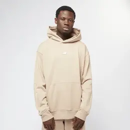 New Balance: Бежевая толстовка 