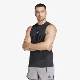 Adidas: Чёрная майка 