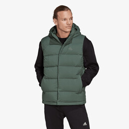 Adidas: Зимняя куртка 