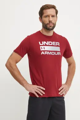 Under Armour: Футболка 