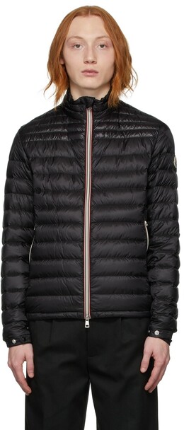 Moncler: Чёрный пуховик 