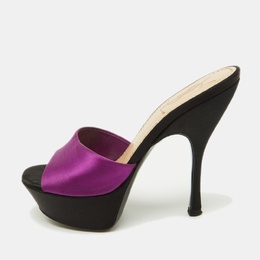 Yves Saint Laurent: Фиолетовые сандалии 