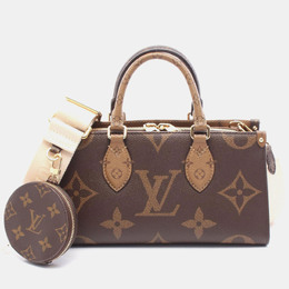 Louis Vuitton: Коричневая сумка-шоппер 