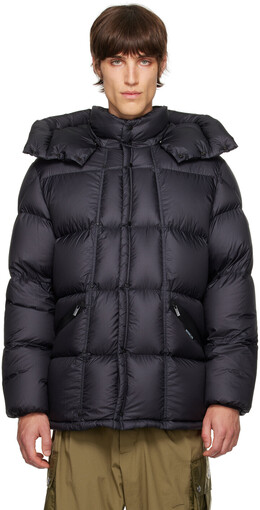 Moncler: Тёмная куртка 