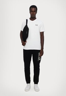 EA7 Emporio Armani: Белая футболка 