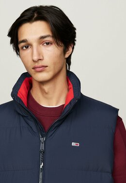 Tommy Jeans: Тёмный жилет  Essential