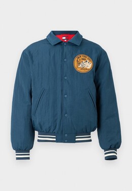 Tommy Jeans: Синяя куртка 