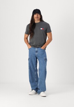 Tommy Jeans: Футболка  Heritage с принтом